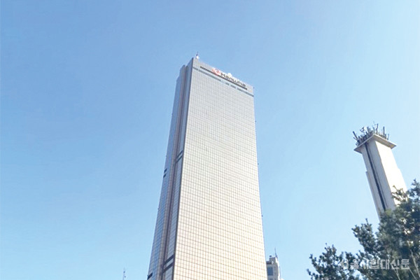 한때 한국에서 가장 높은 빌딩이었던 63빌딩