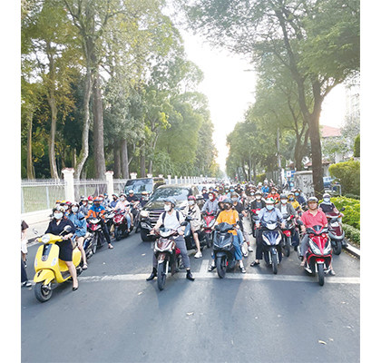 자동차보다 오토바이가 많은 베트남 도로